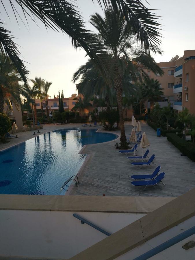 Iris Village, Near Kings Avenue Mall - By Imh Travel & Tours Paphos Bagian luar foto