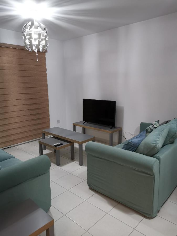 Iris Village, Near Kings Avenue Mall - By Imh Travel & Tours Paphos Bagian luar foto