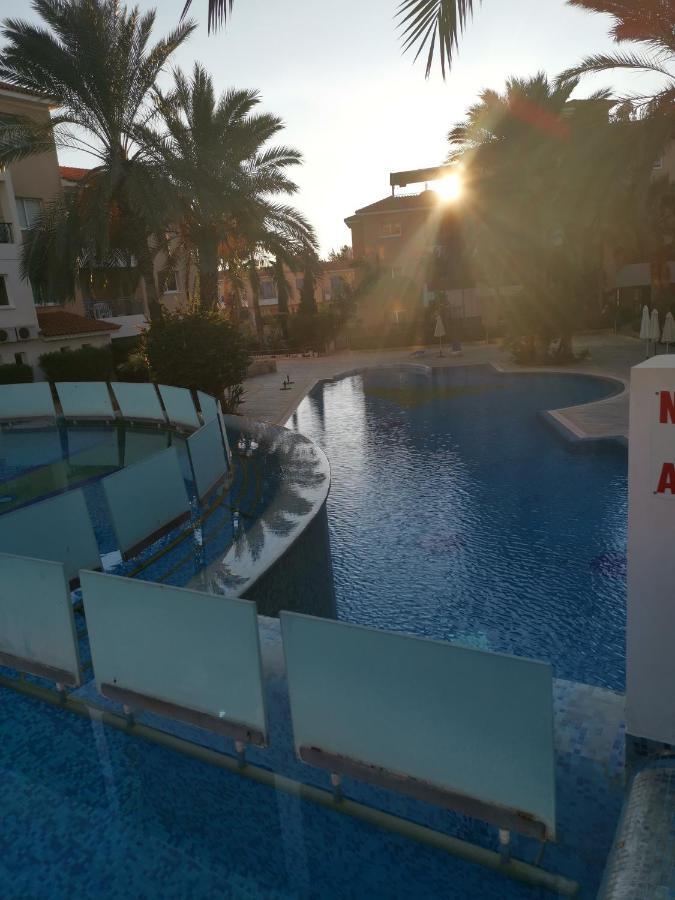Iris Village, Near Kings Avenue Mall - By Imh Travel & Tours Paphos Bagian luar foto