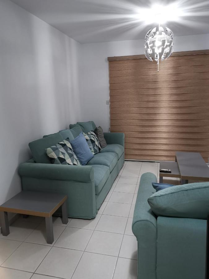 Iris Village, Near Kings Avenue Mall - By Imh Travel & Tours Paphos Bagian luar foto